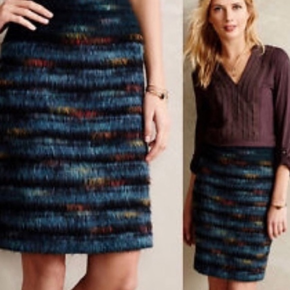 Maeve Dresses & Skirts - Anthropologie Maeve Feathered Wool Pencil Skirt size 6
